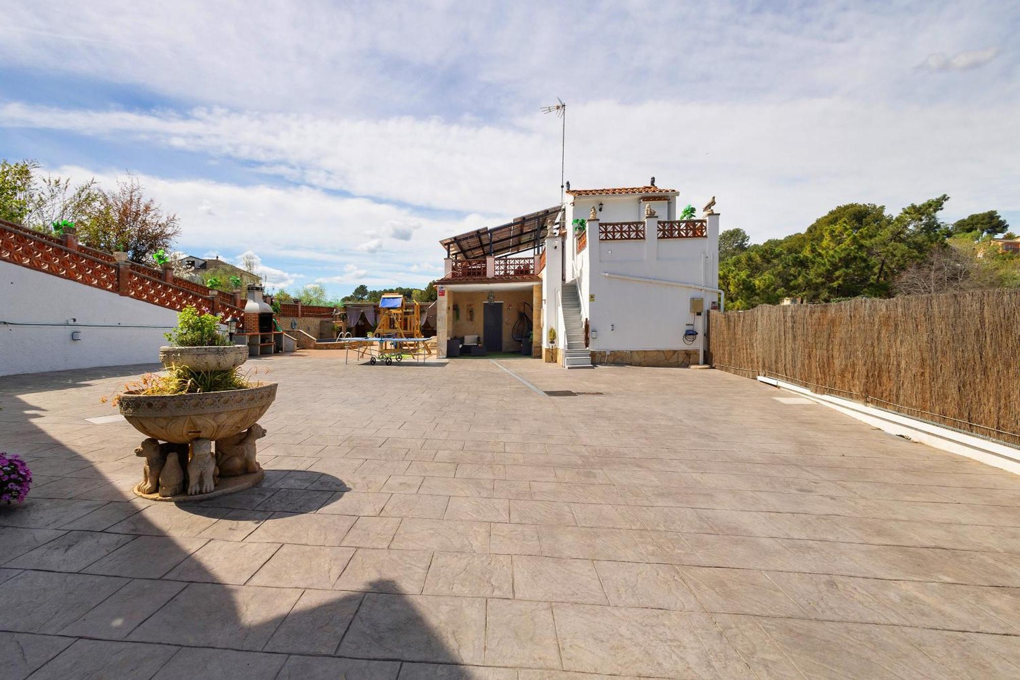 Villa Cal Ramon Con Piscina Rubí Esterno foto